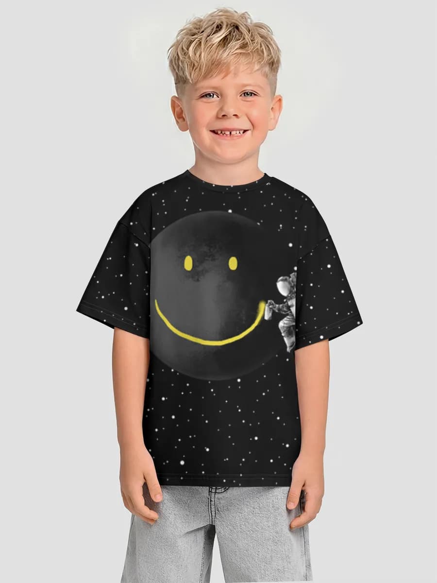 Children's T-shirt. Oversized