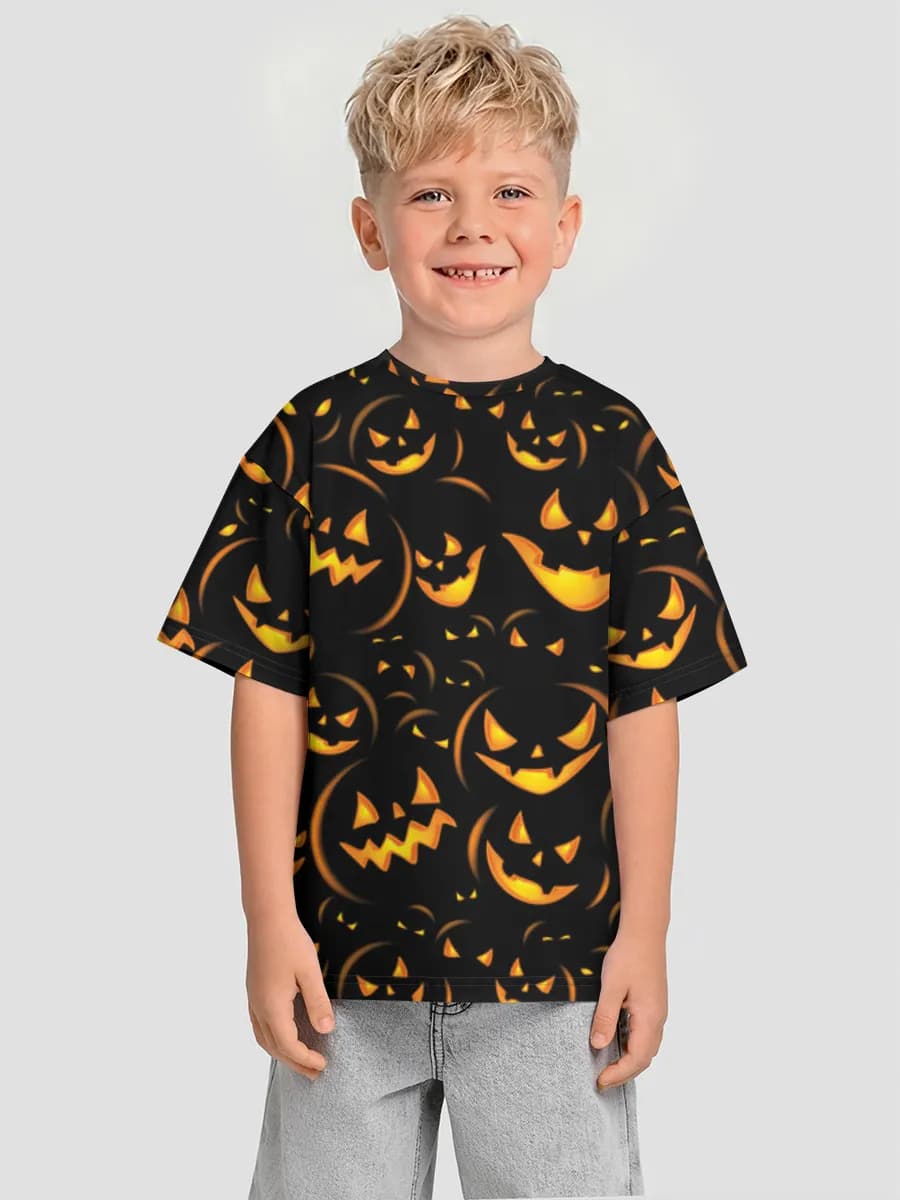 Glowing Jack O Lanterns — Children's T-shirt. Oversized