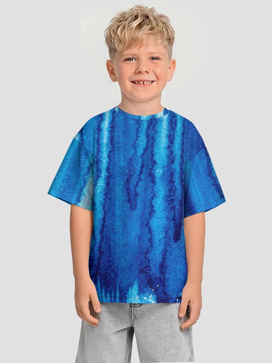 Children's T-shirt. Oversized