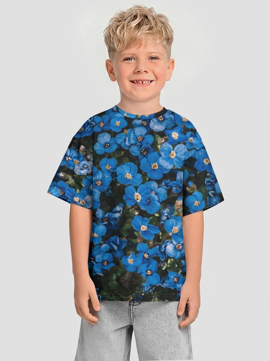 Children's T-shirt. Oversized