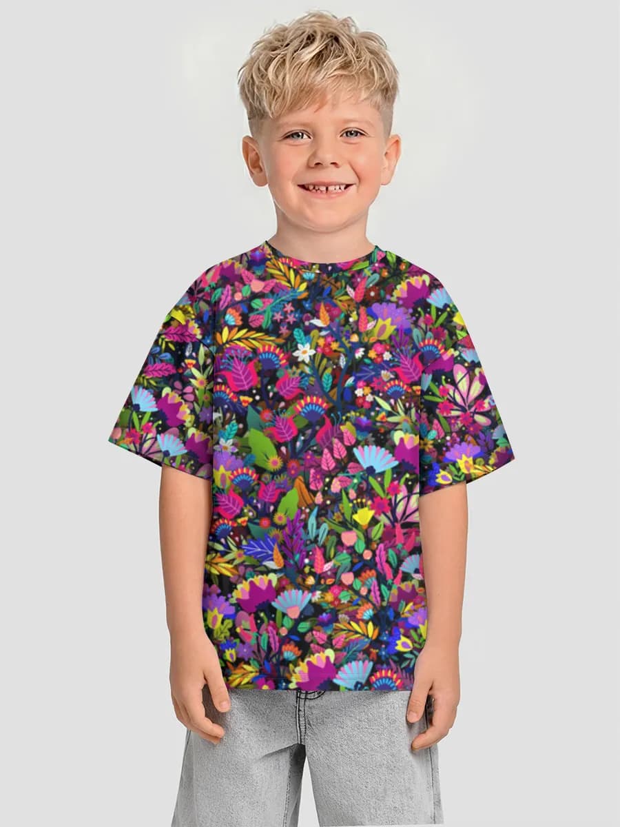 Children's T-shirt. Oversized