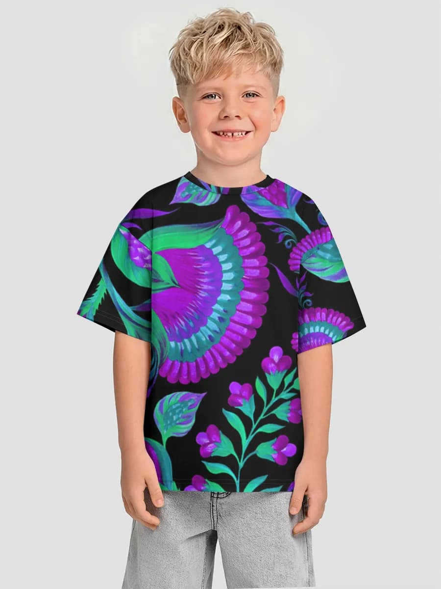 Children's T-shirt. Oversized