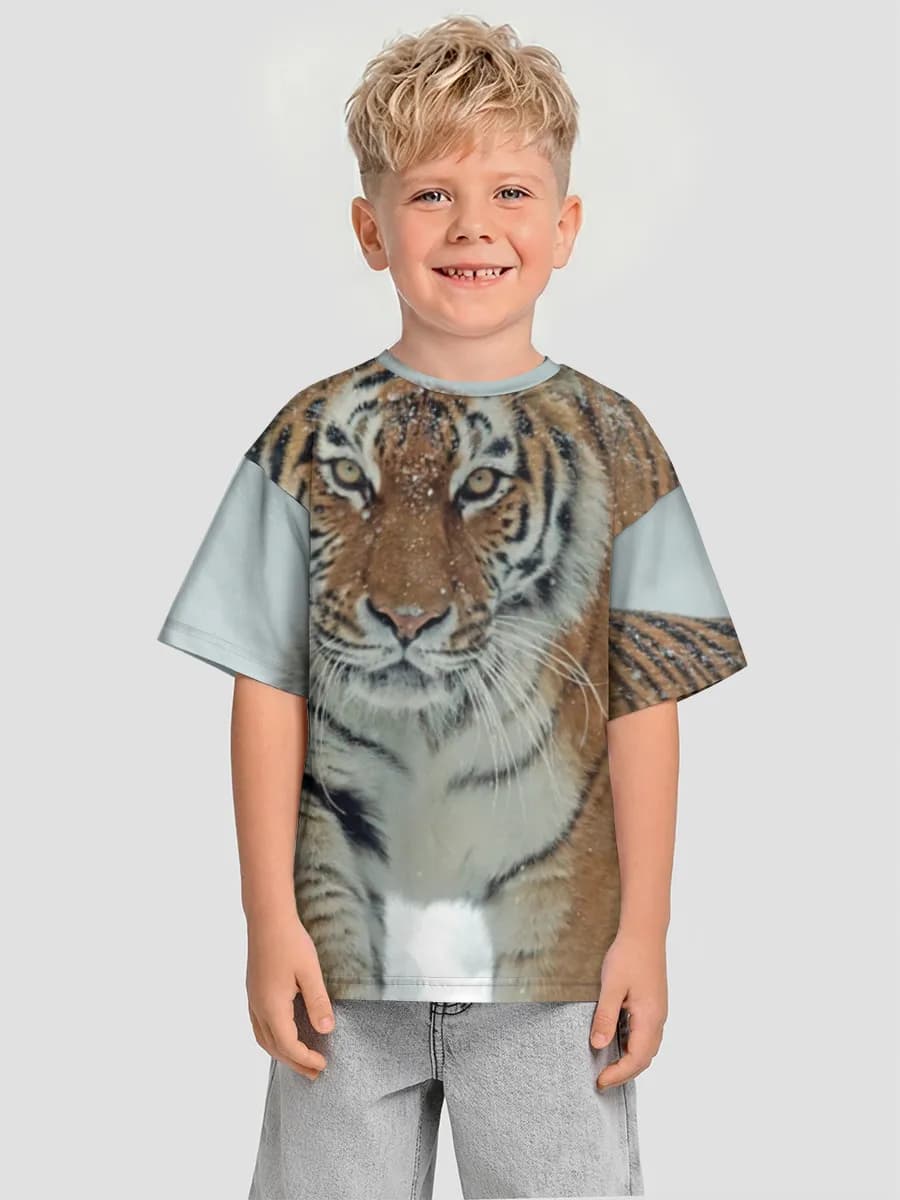 Children's T-shirt. Oversized