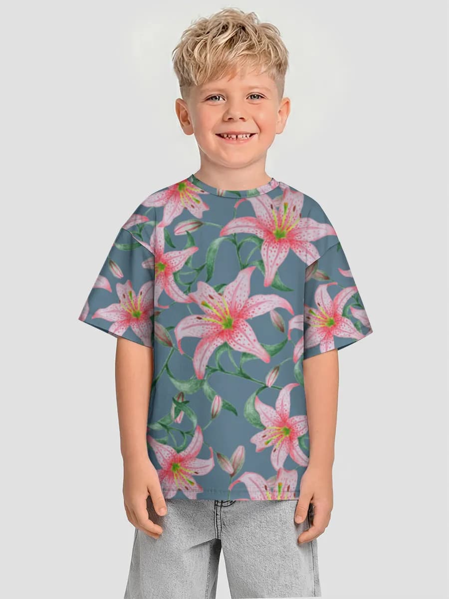 Children's T-shirt. Oversized