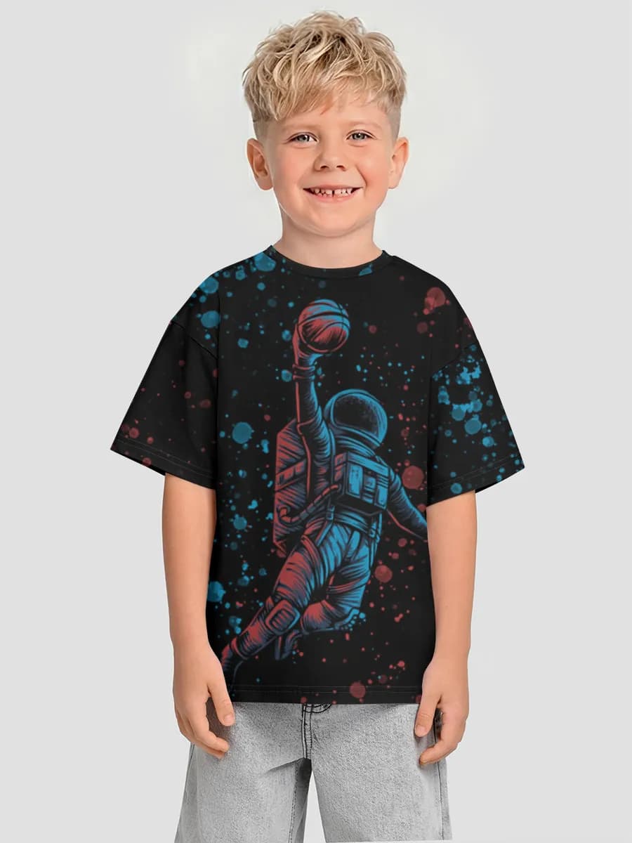 Children's T-shirt. Oversized