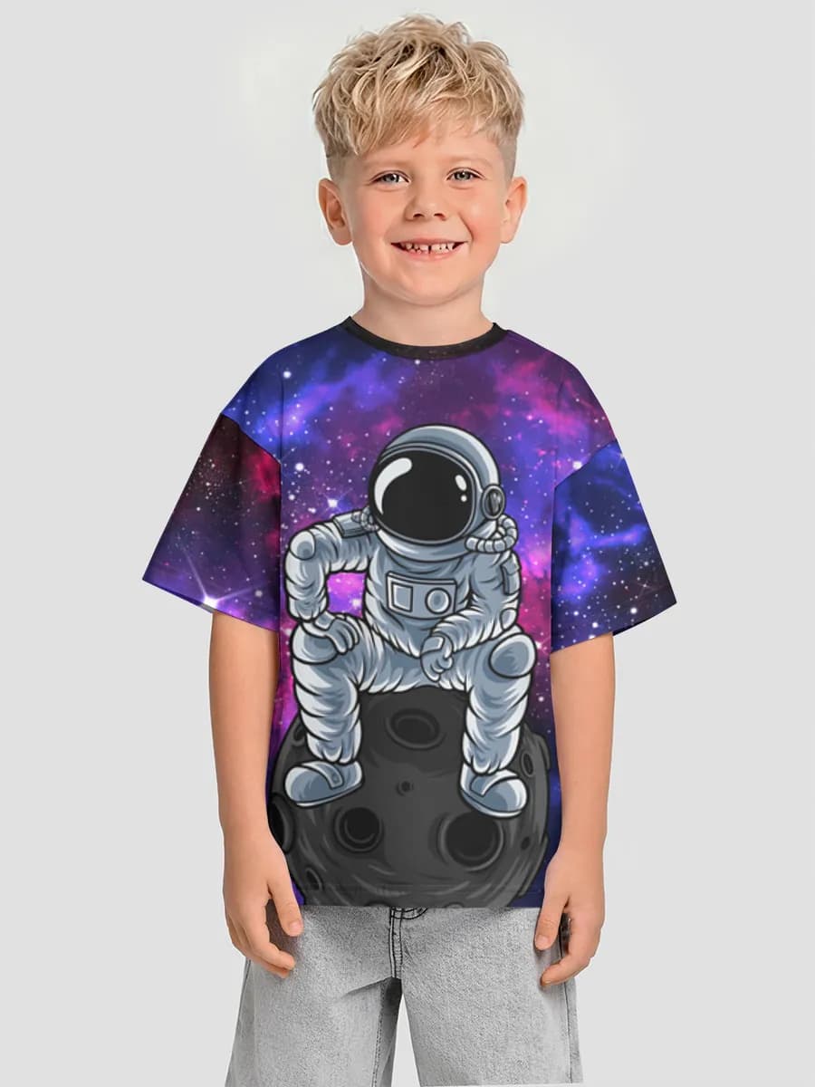 Children's T-shirt. Oversized
