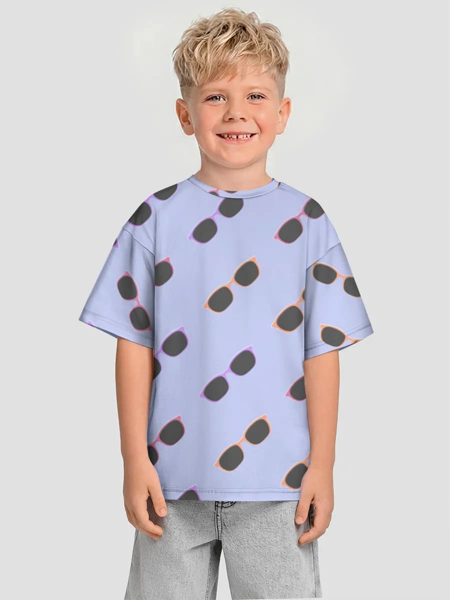 Children's T-shirt. Oversized