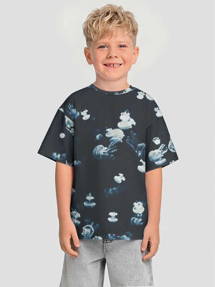 Children's T-shirt. Oversized