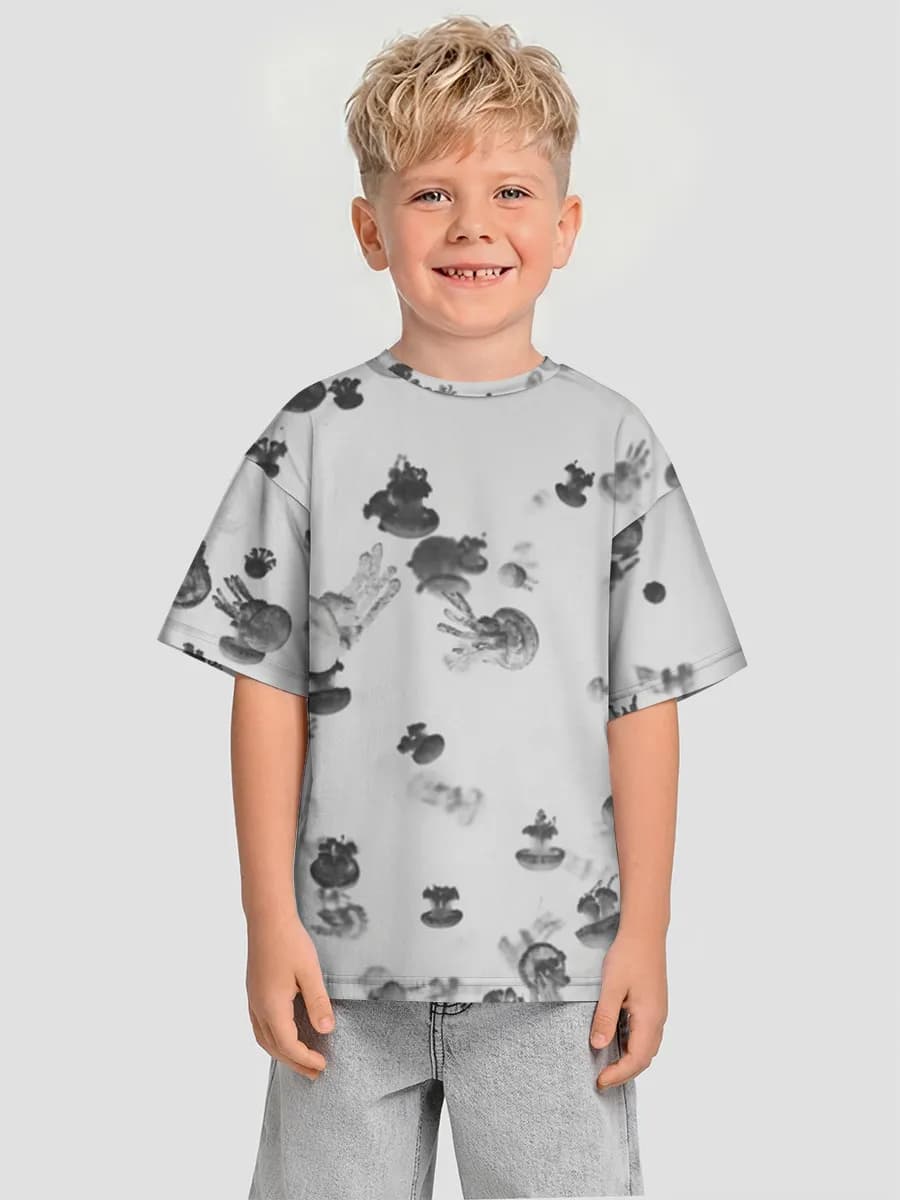 Children's T-shirt. Oversized