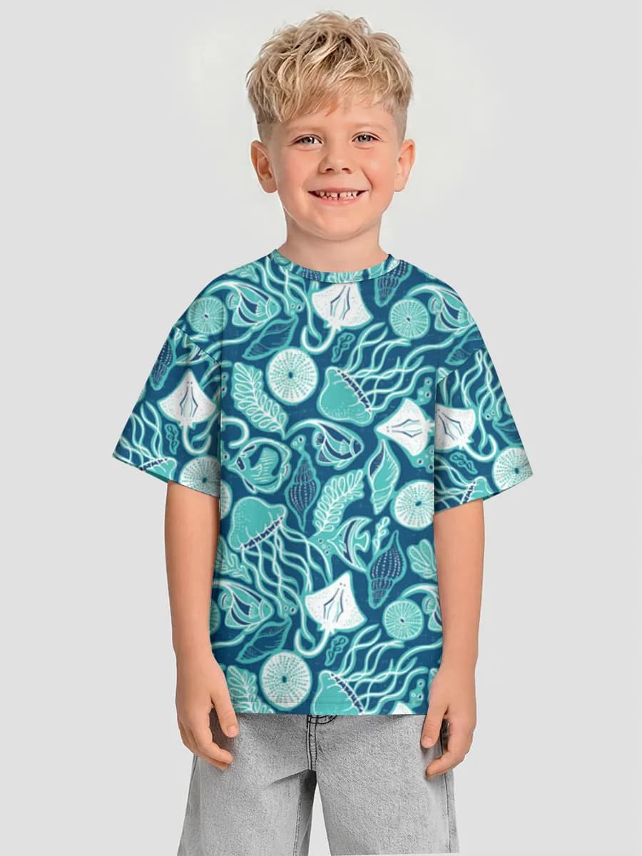 Children's T-shirt. Oversized