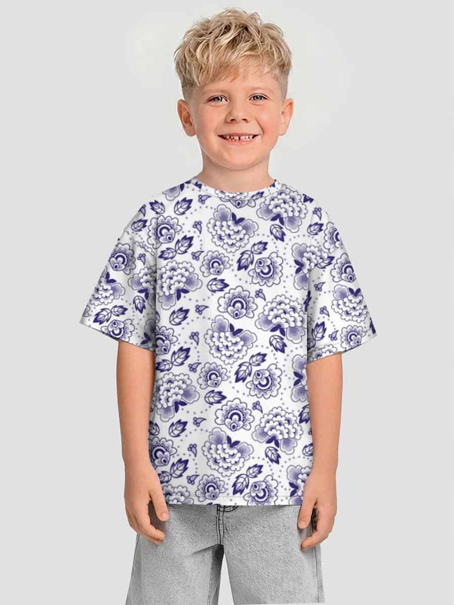 Children's T-shirt. Oversized