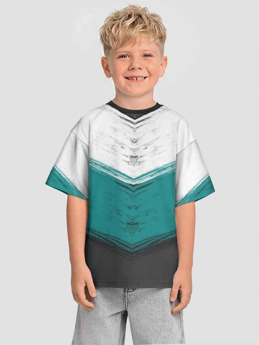 Children's T-shirt. Oversized