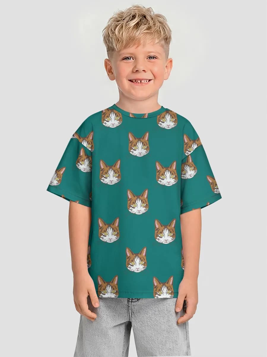 Children's T-shirt. Oversized