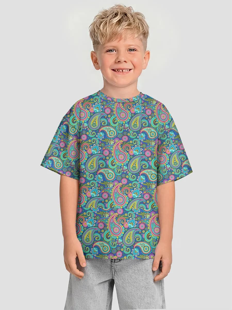 Children's T-shirt. Oversized