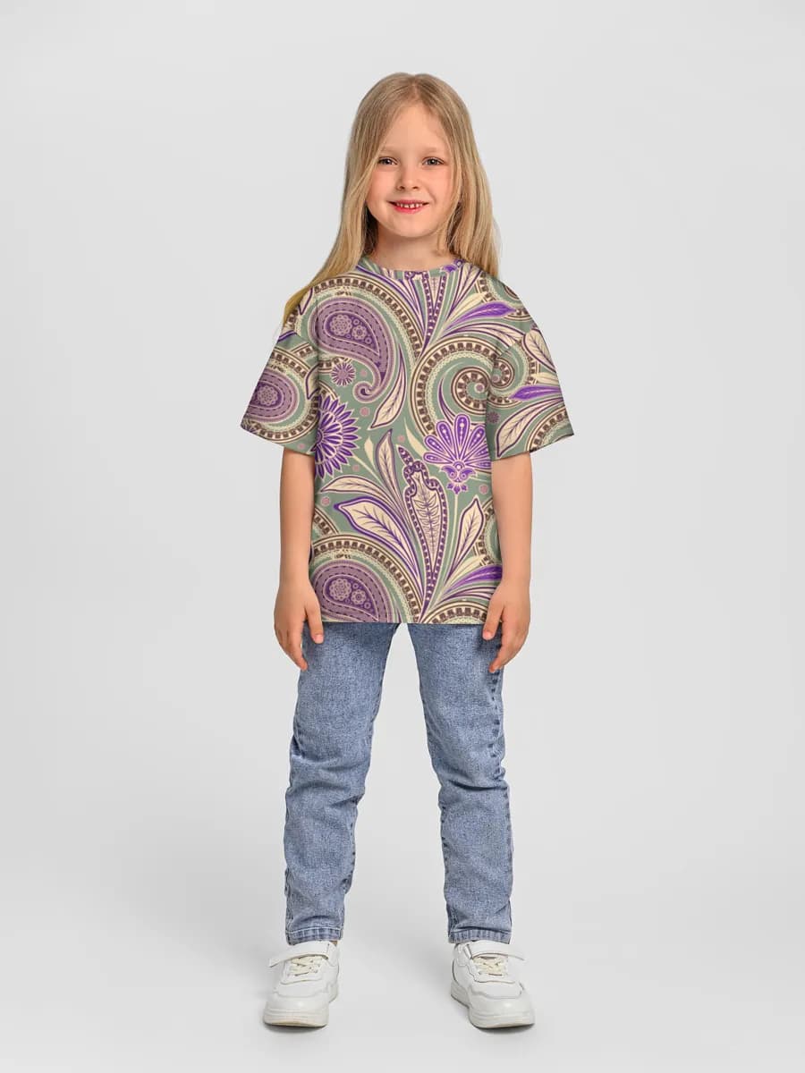 Children's T-shirt. Oversized