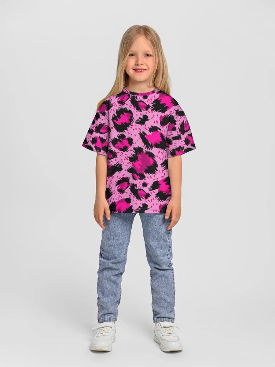 Children's T-shirt. Oversized
