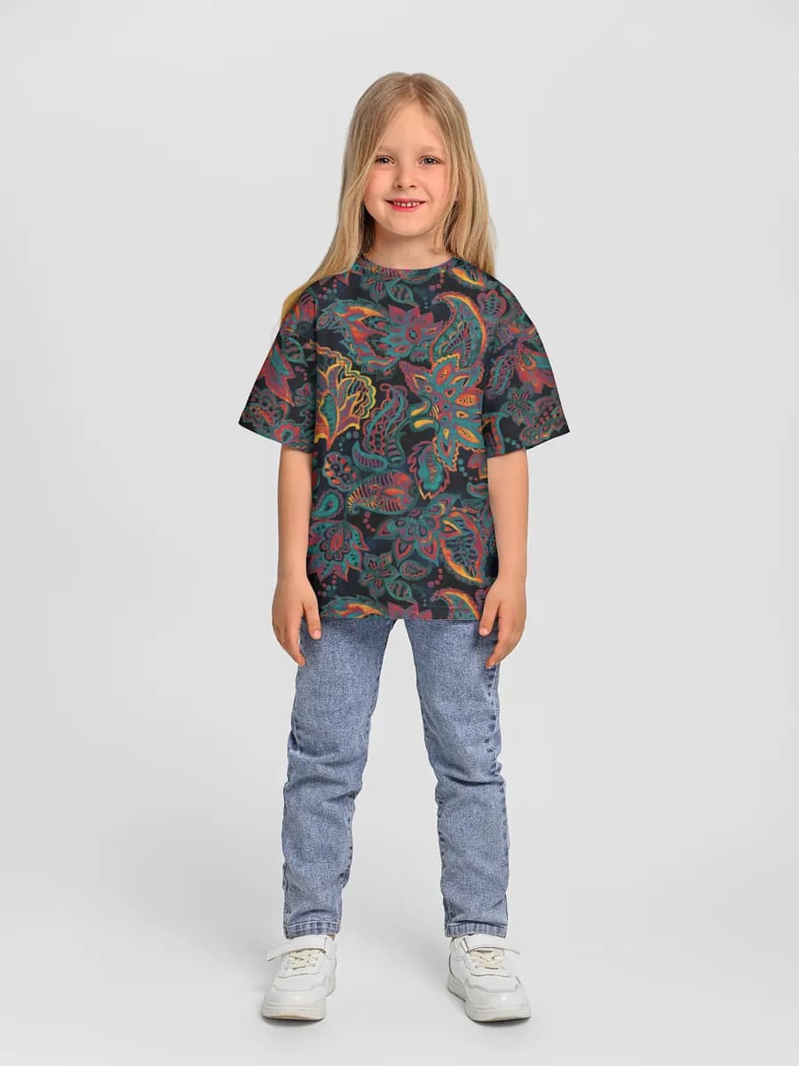 Children's T-shirt. Oversized