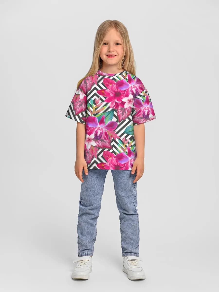 Children's T-shirt. Oversized