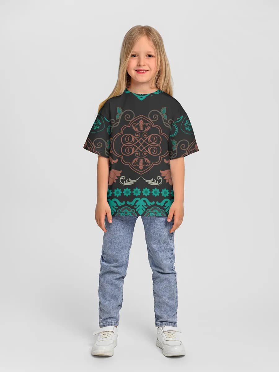 Children's T-shirt. Oversized