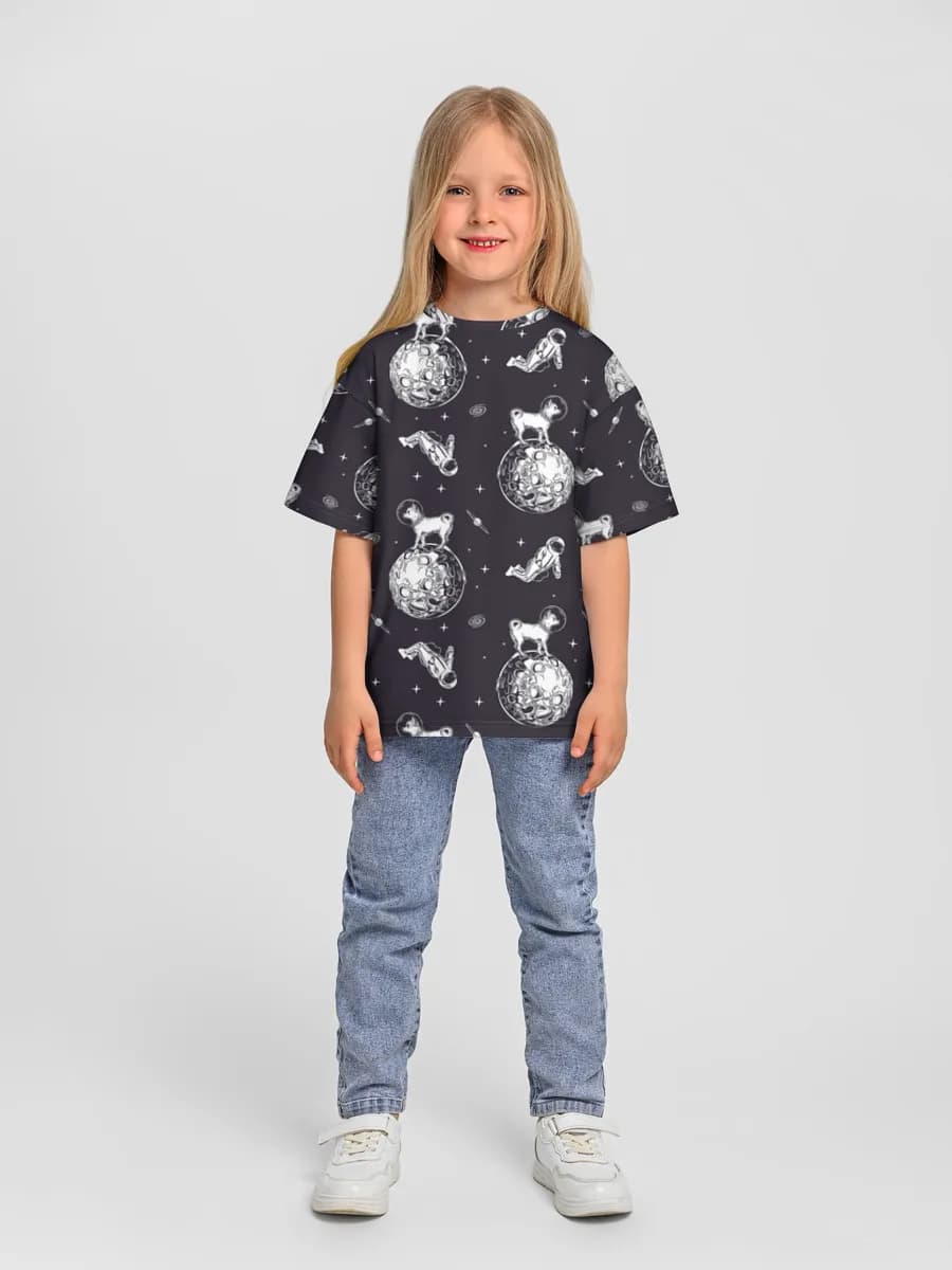 Children's T-shirt. Oversized