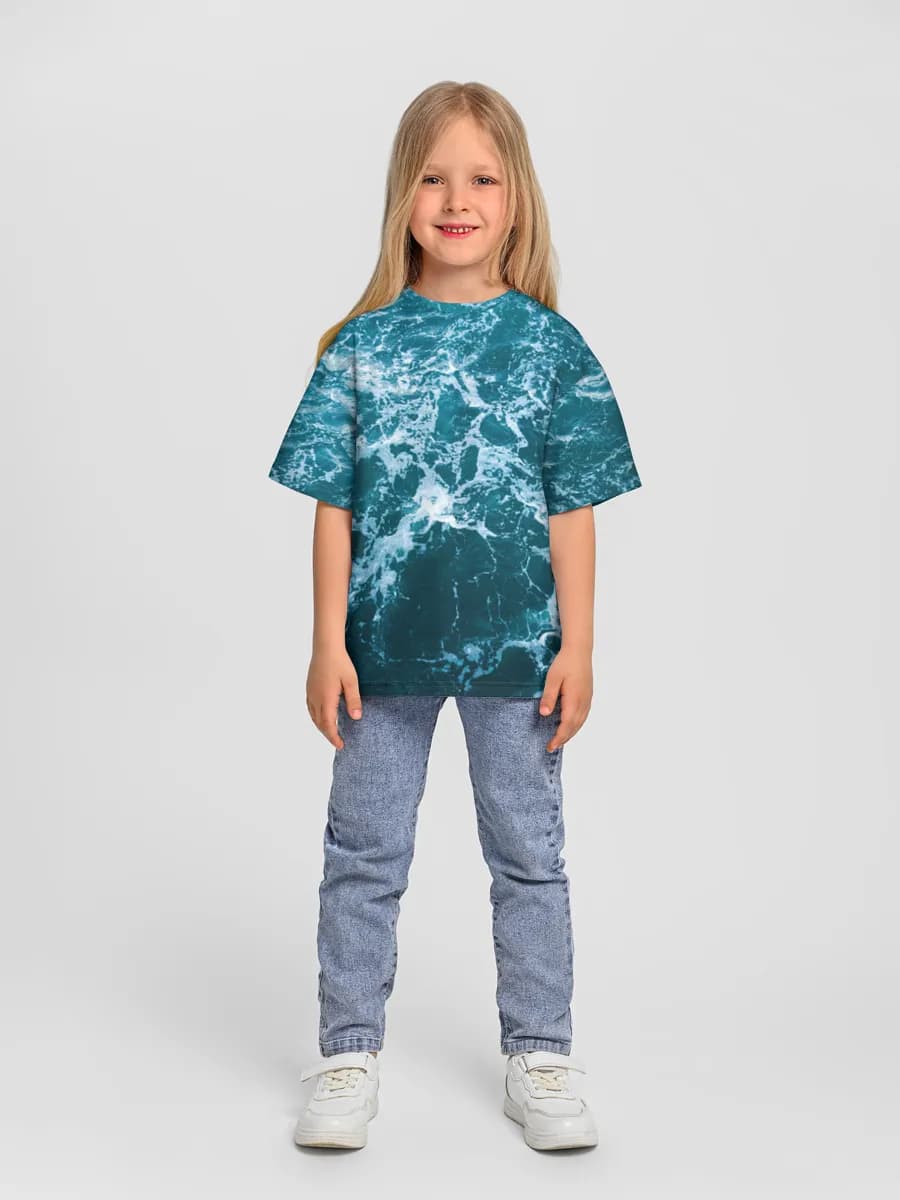 Children's T-shirt. Oversized