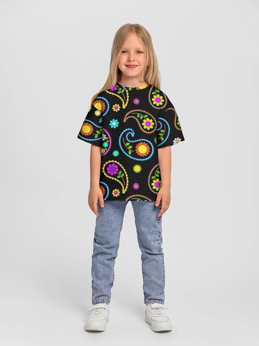 Children's T-shirt. Oversized