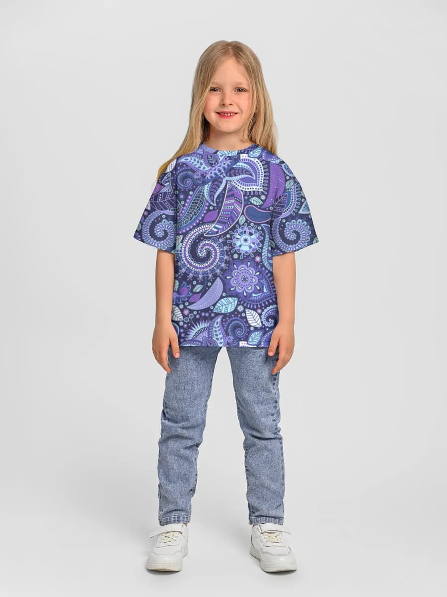 Children's T-shirt. Oversized