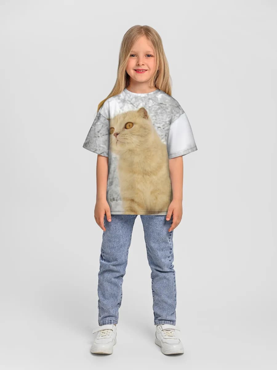 Children's T-shirt. Oversized
