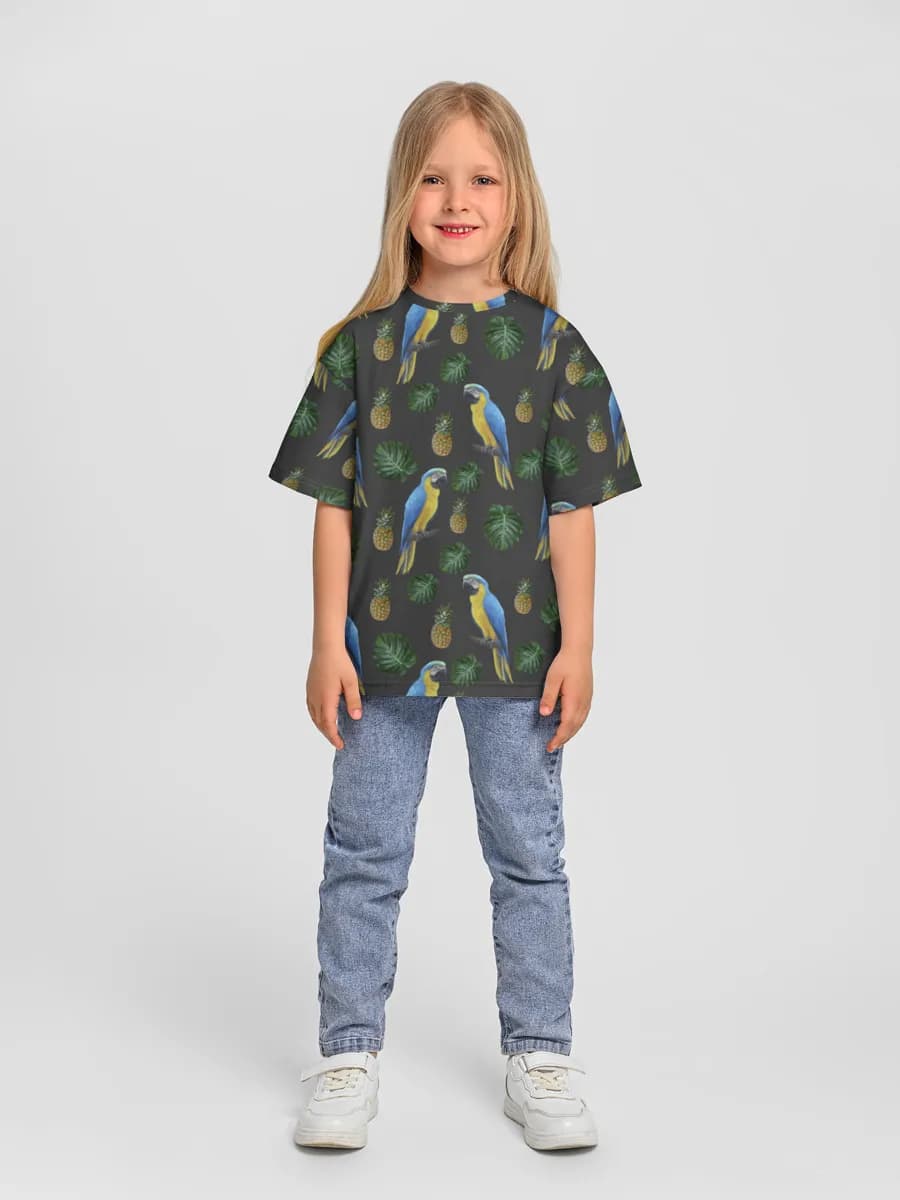 Children's T-shirt. Oversized