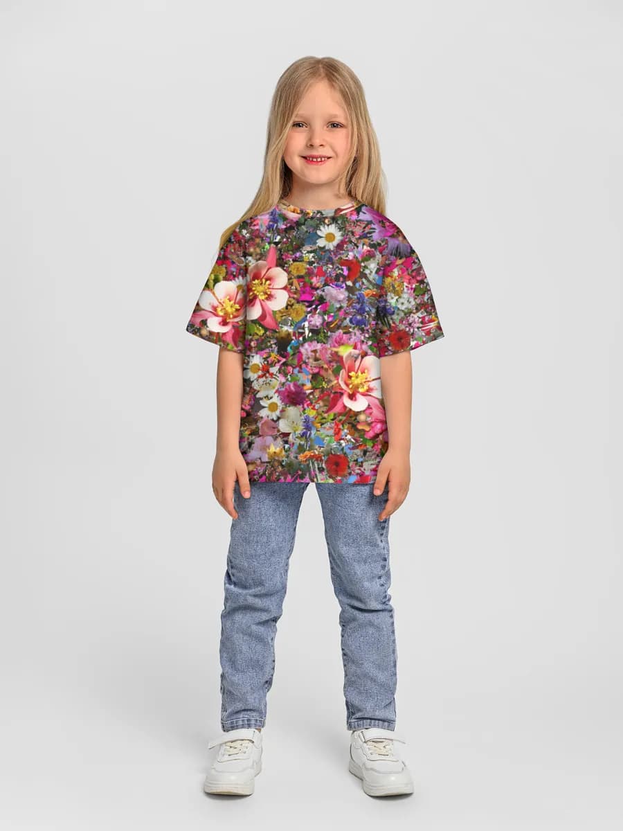 Children's T-shirt. Oversized