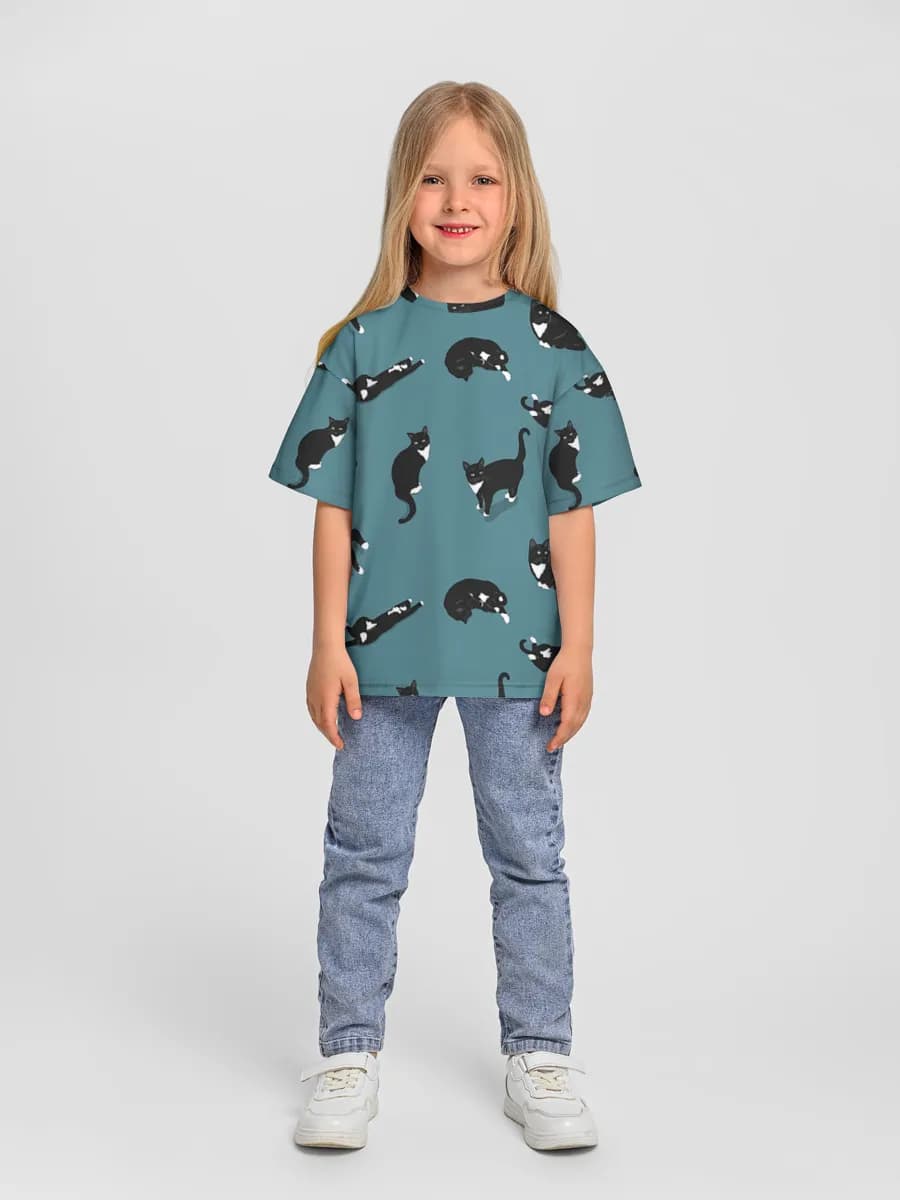 Children's T-shirt. Oversized