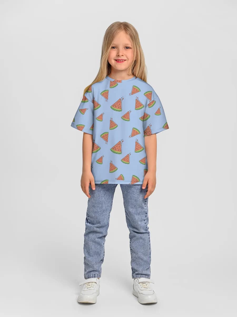 Children's T-shirt. Oversized