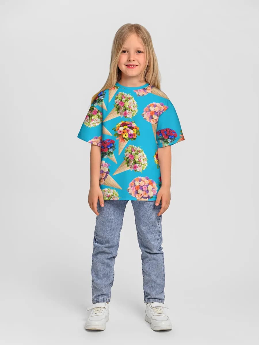 Children's T-shirt. Oversized