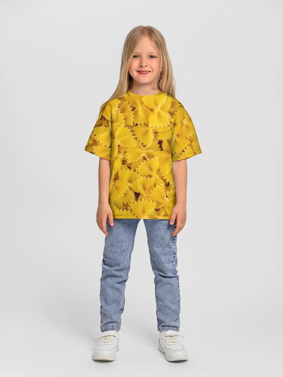 Farfalle Pasta Close-Up — Children's T-shirt. Oversized