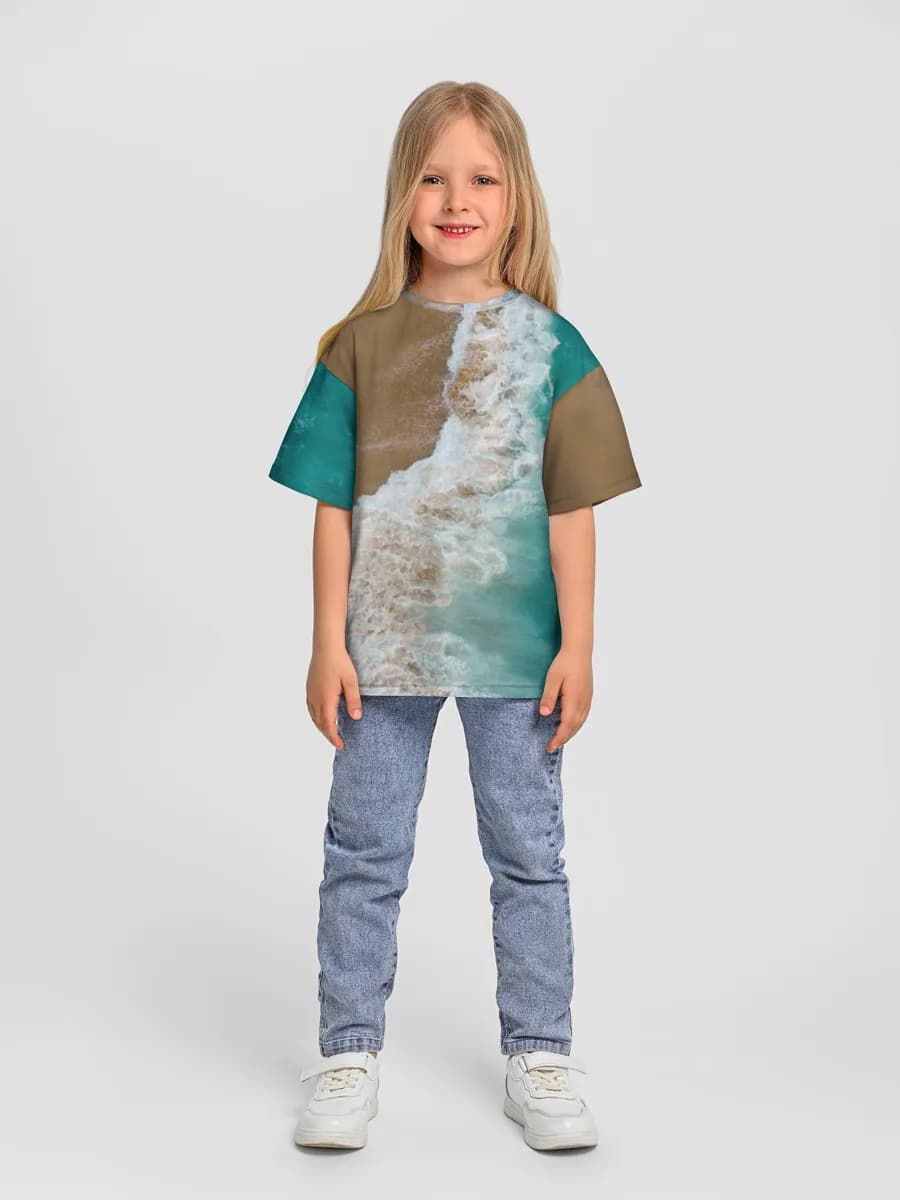 Children's T-shirt. Oversized