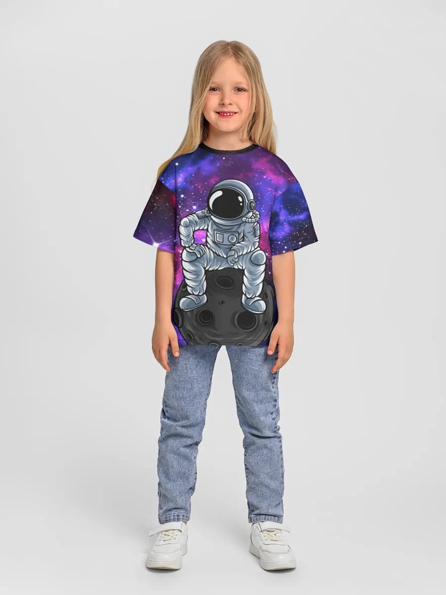 Children's T-shirt. Oversized