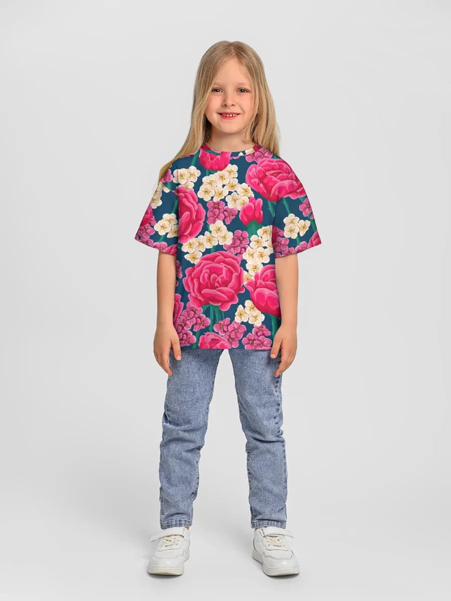 Children's T-shirt. Oversized