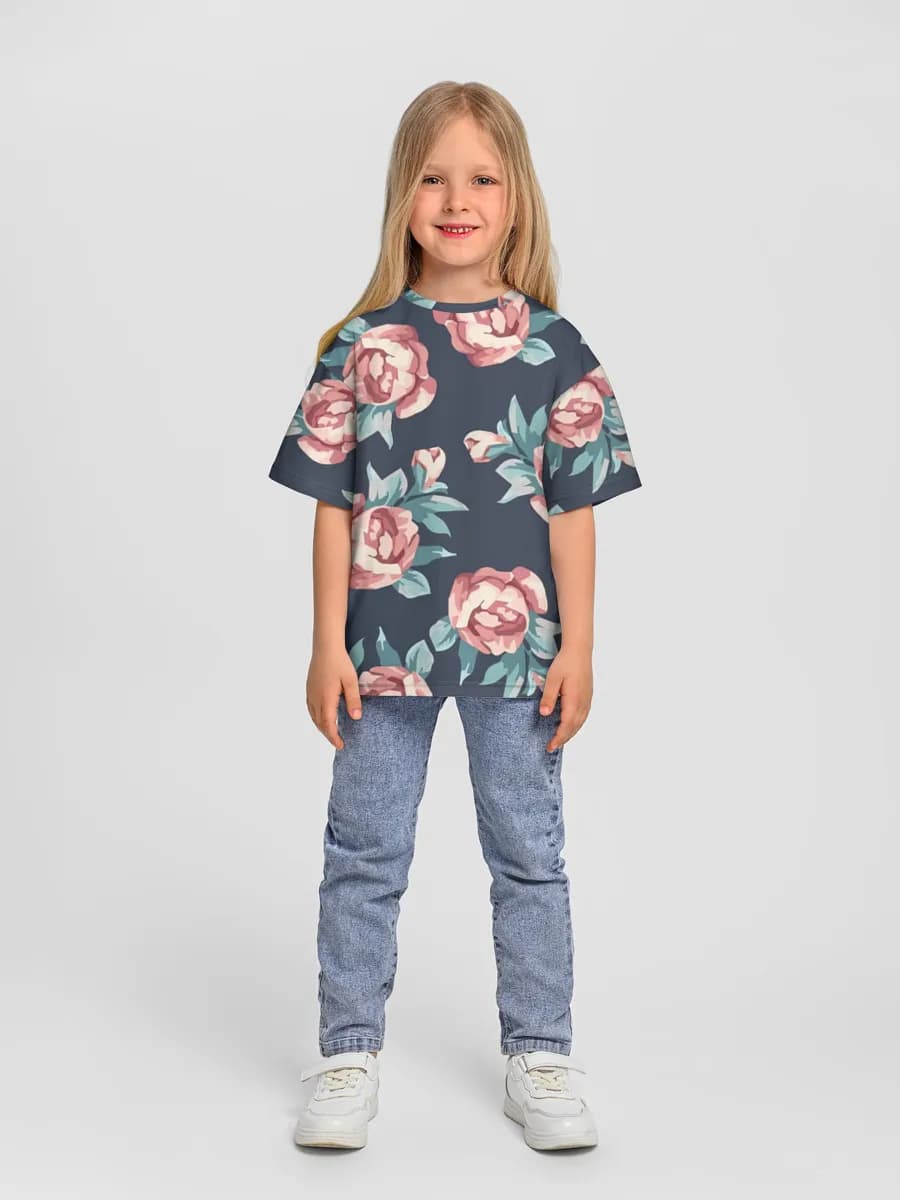Children's T-shirt. Oversized