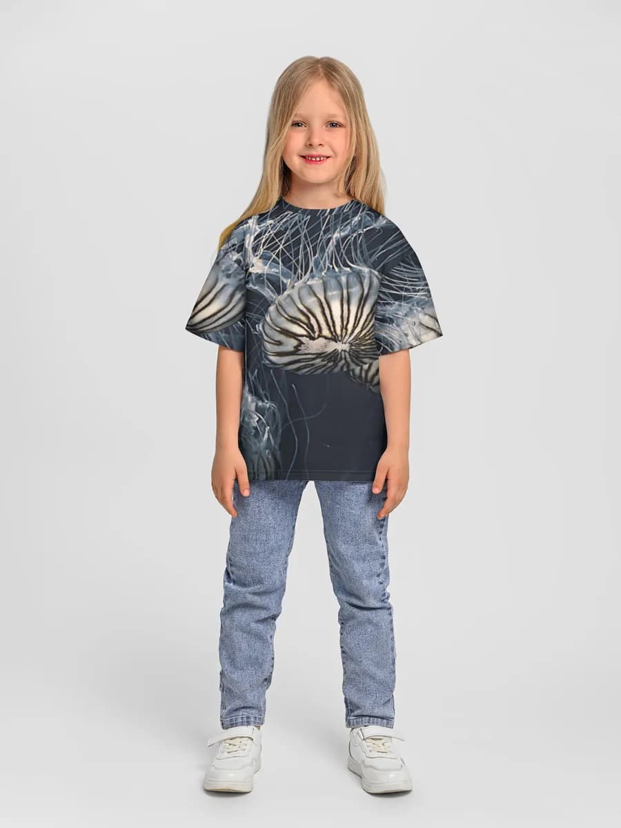 Children's T-shirt. Oversized