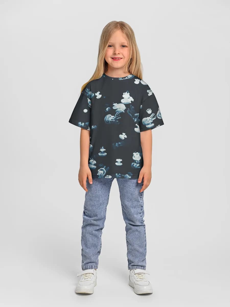 Children's T-shirt. Oversized