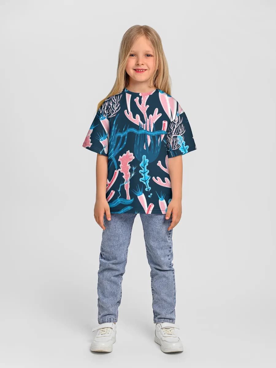 Children's T-shirt. Oversized