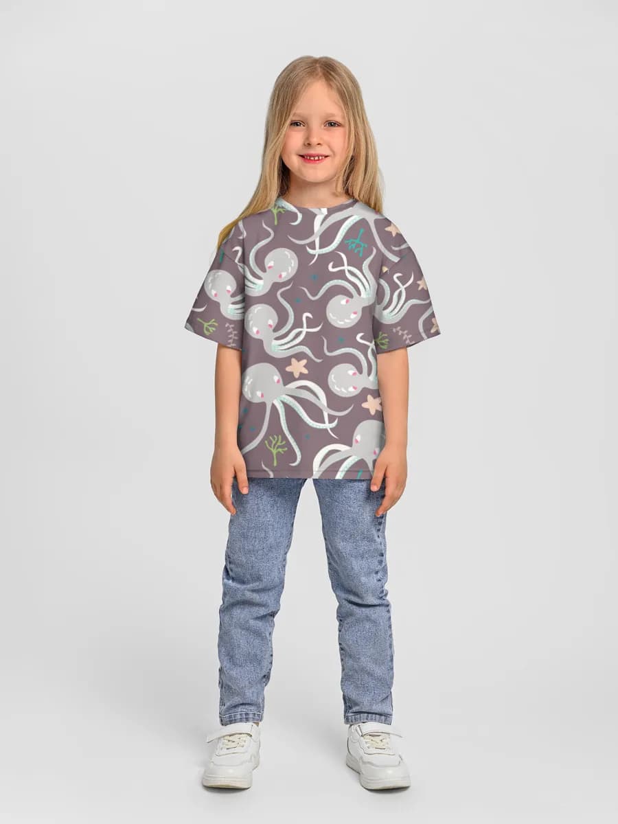 Children's T-shirt. Oversized