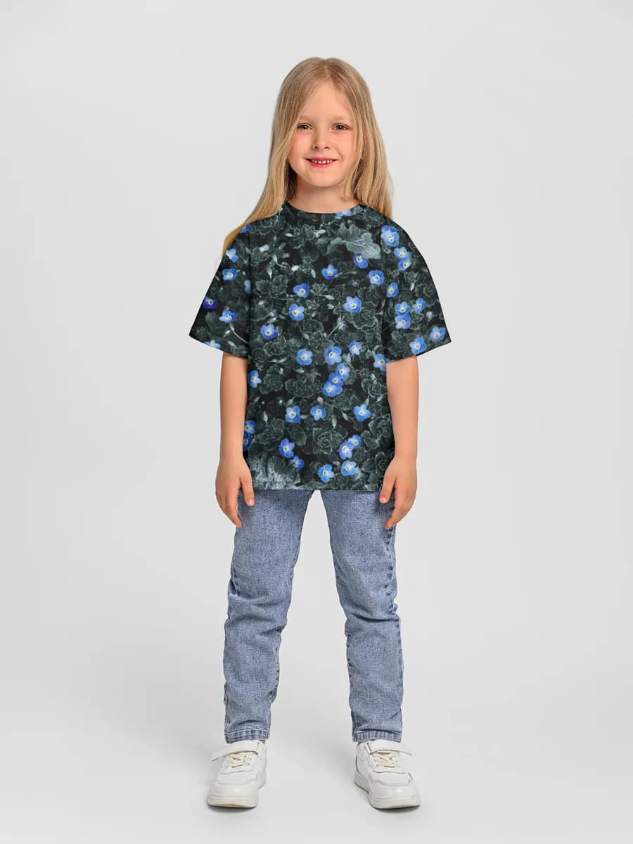 Children's T-shirt. Oversized