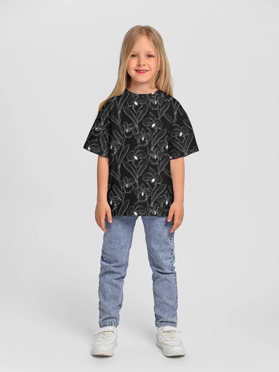 Children's T-shirt. Oversized