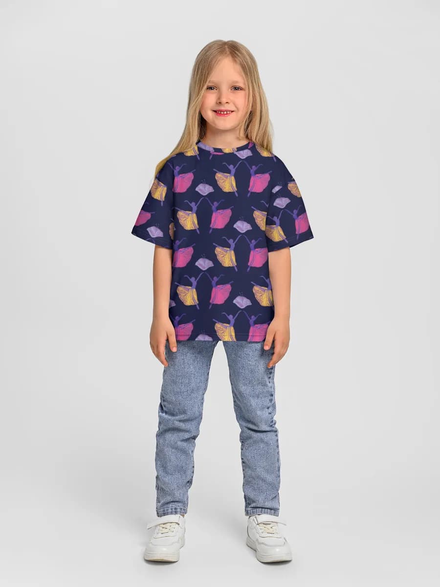 Children's T-shirt. Oversized