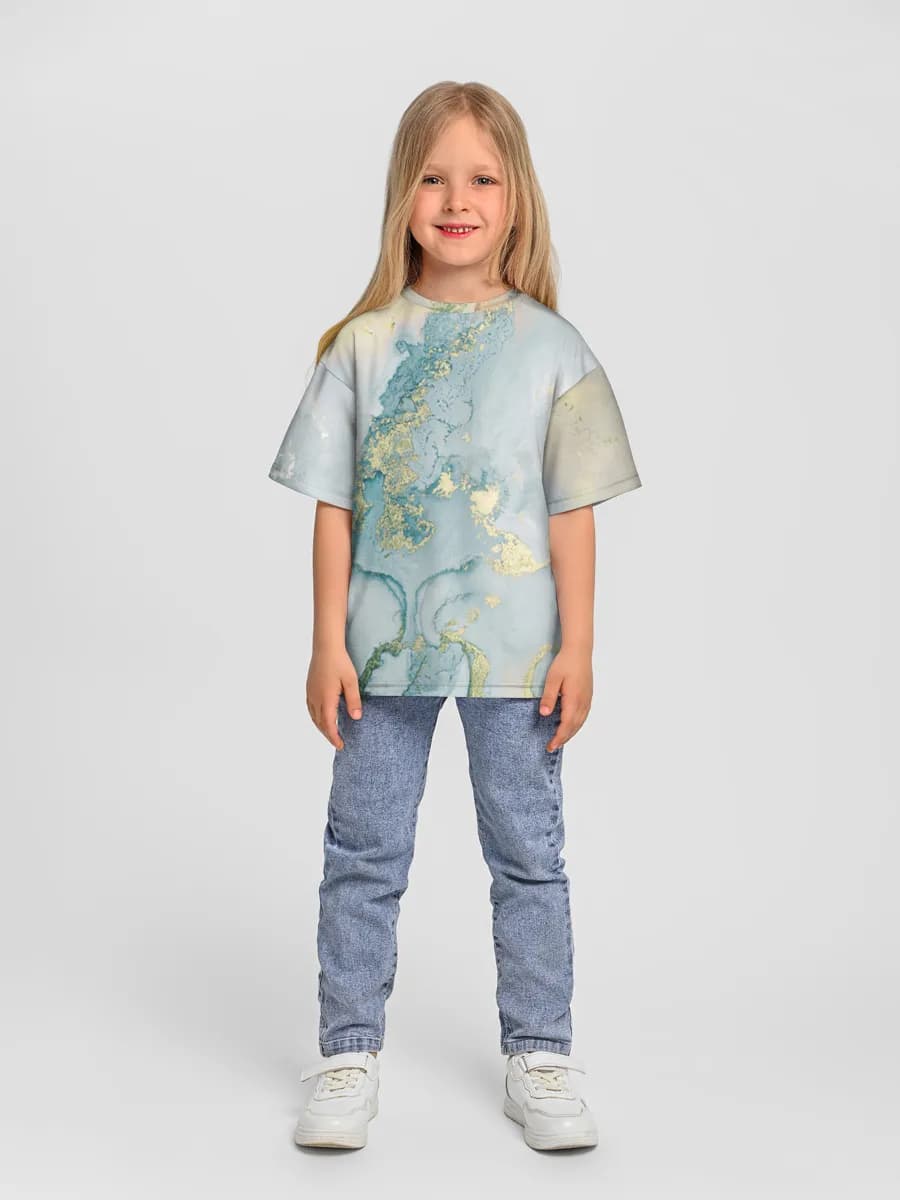 Children's T-shirt. Oversized