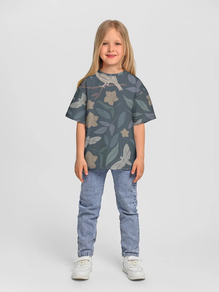 Children's T-shirt. Oversized