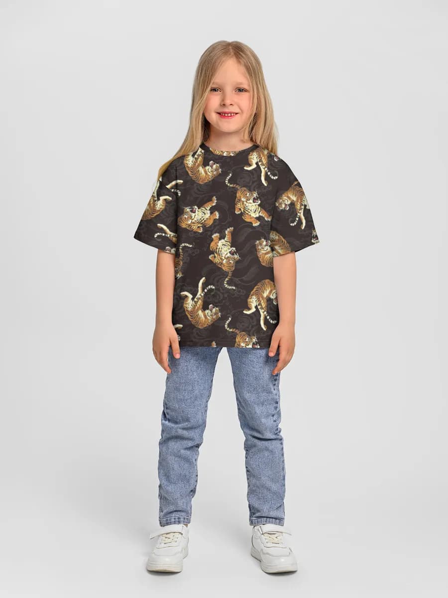 Children's T-shirt. Oversized