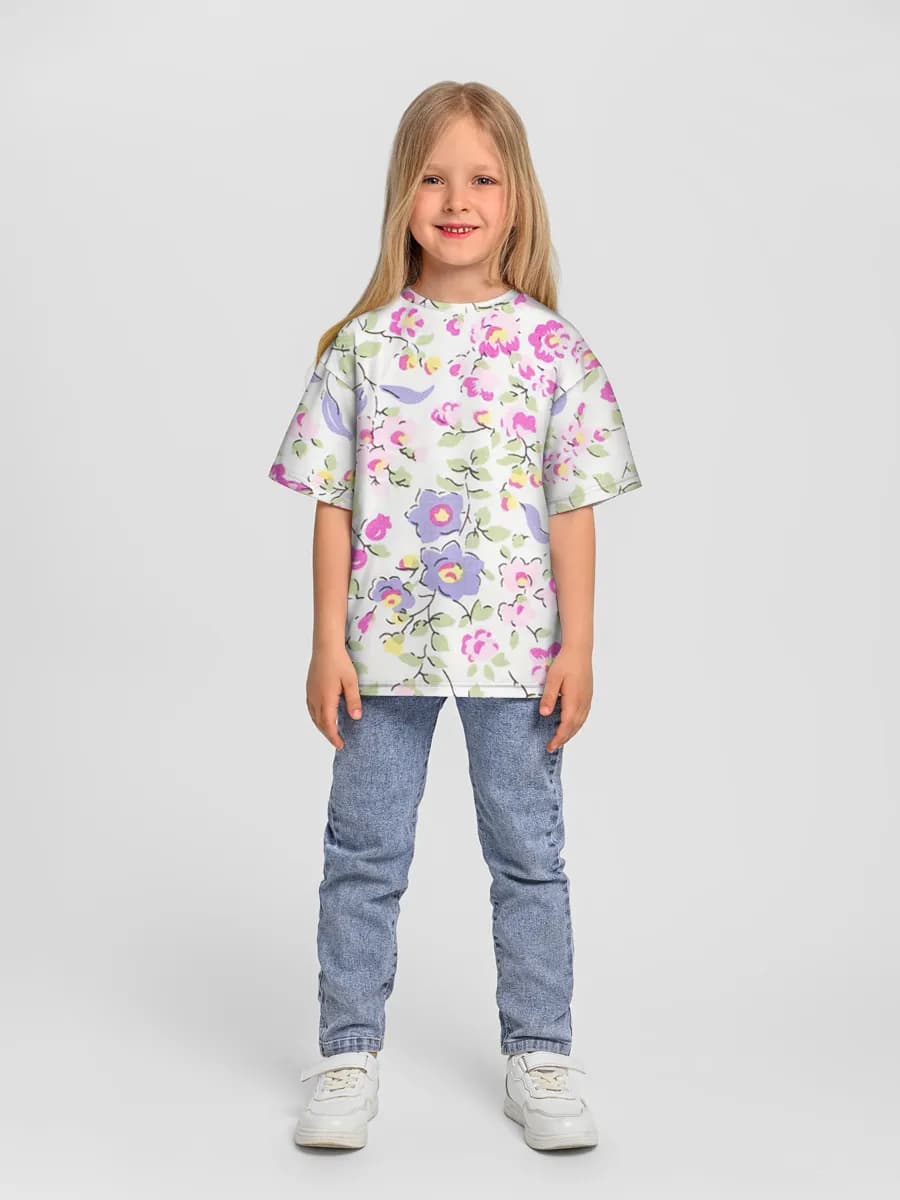 Children's T-shirt. Oversized