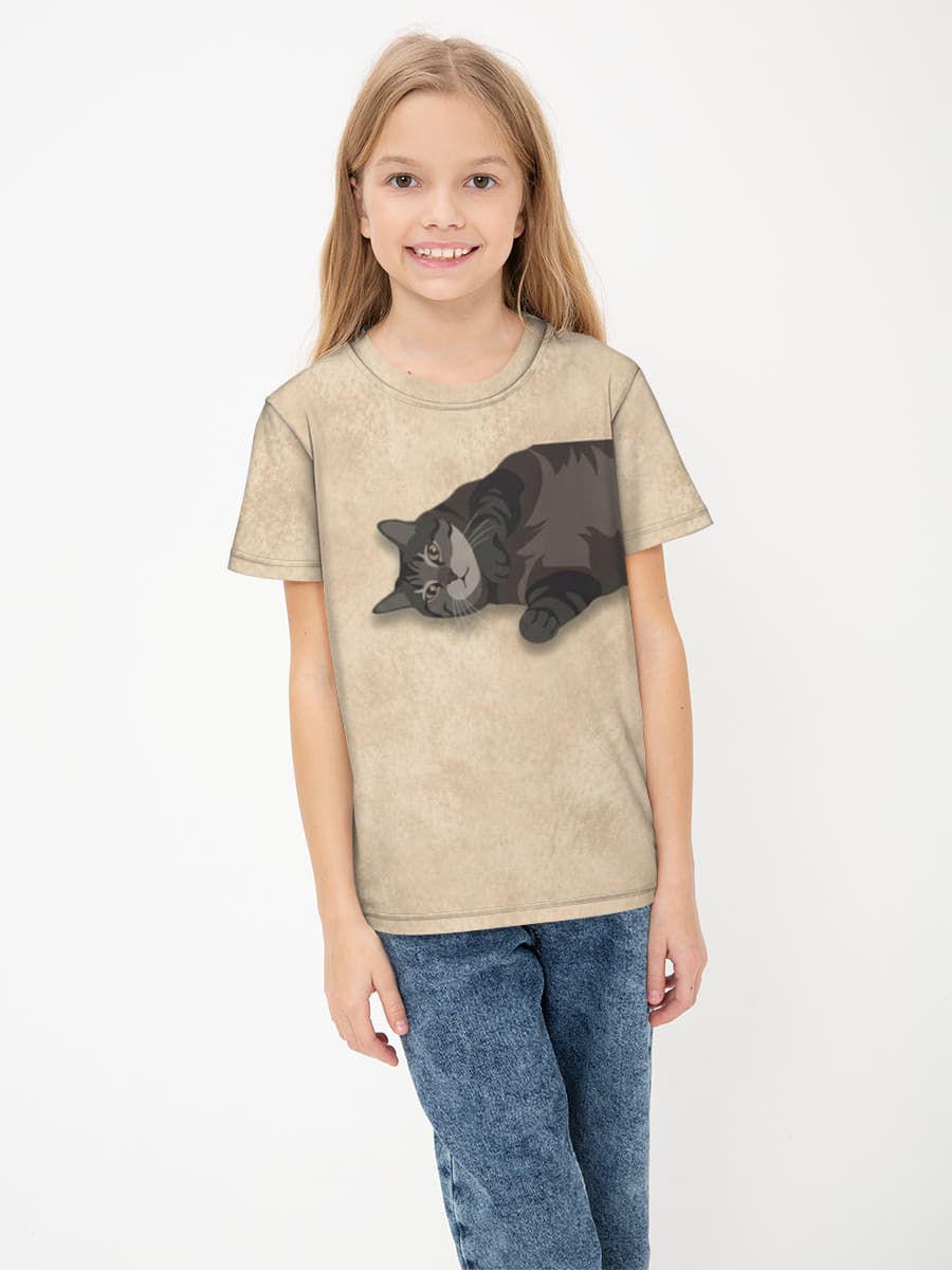 Sonya the Cat: Playful Tabby